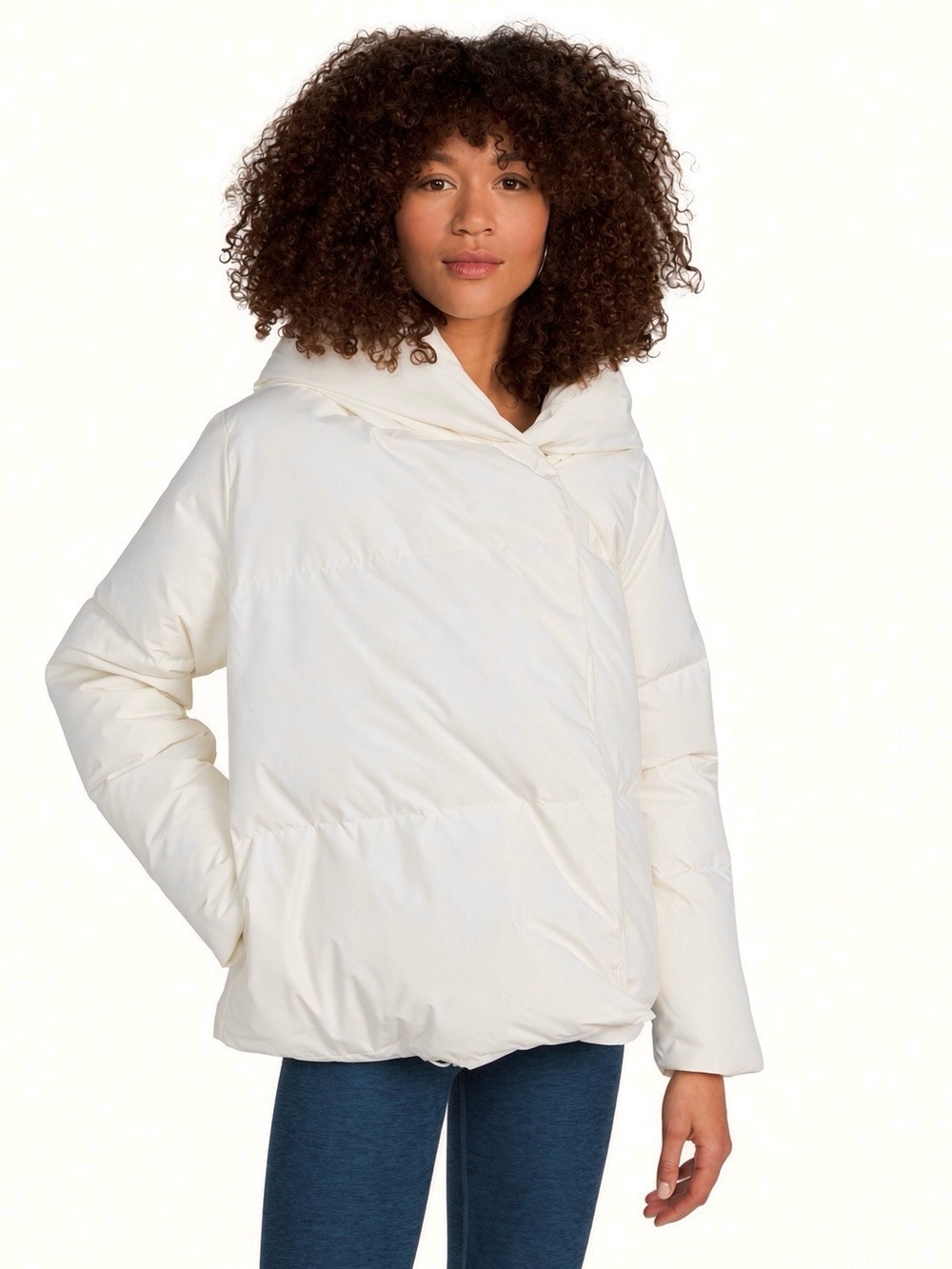 Sweaty Betty Cocoon Puffa Short Jacket Ivory Wrap Hooded US 8 Down Puffer Coat